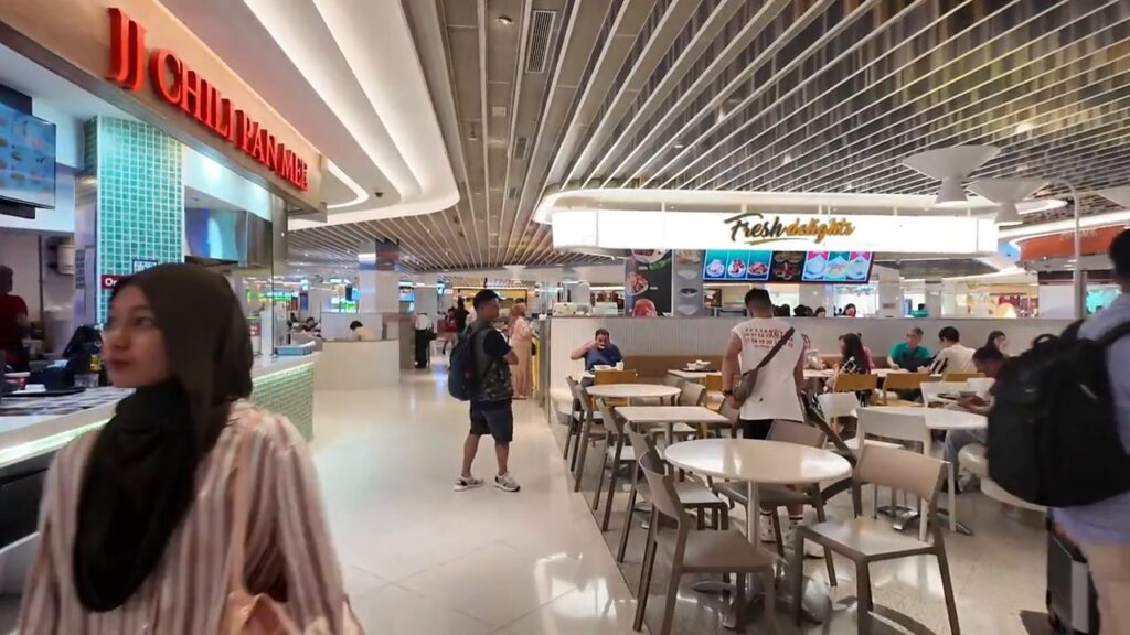Tables and stalls at Signatures Food Court, Level 2 of Suria KLCC