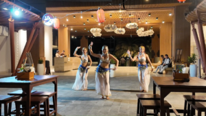 Fairfield by Marriott Bali Kuta Sunset Road review - Dancers