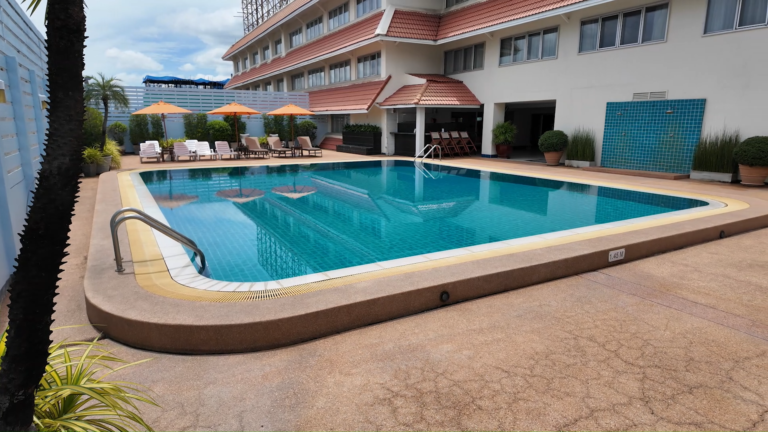 Mercure Chiang Mai-Pool