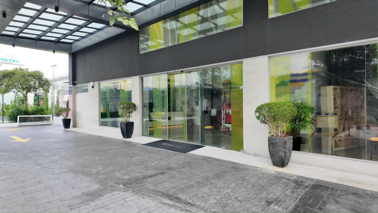 ibis Styles Kuala Lumpur Sri Damansara - Entrance